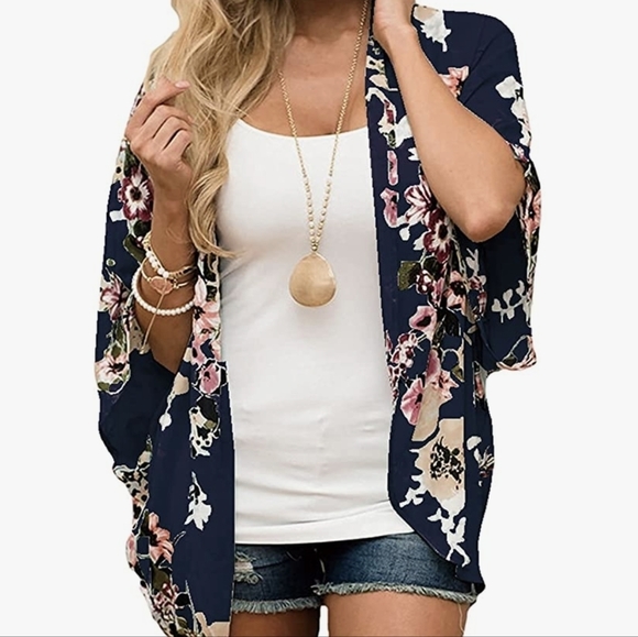 Tops - Floral kimono